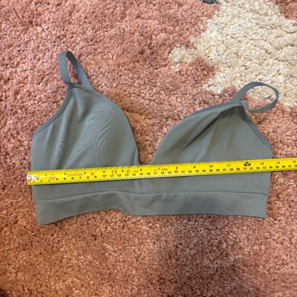 ThirdLove Light Green/Gray Smoothing V-Neck Padded Wireless Bra Size Medium - Picture 4 of 5